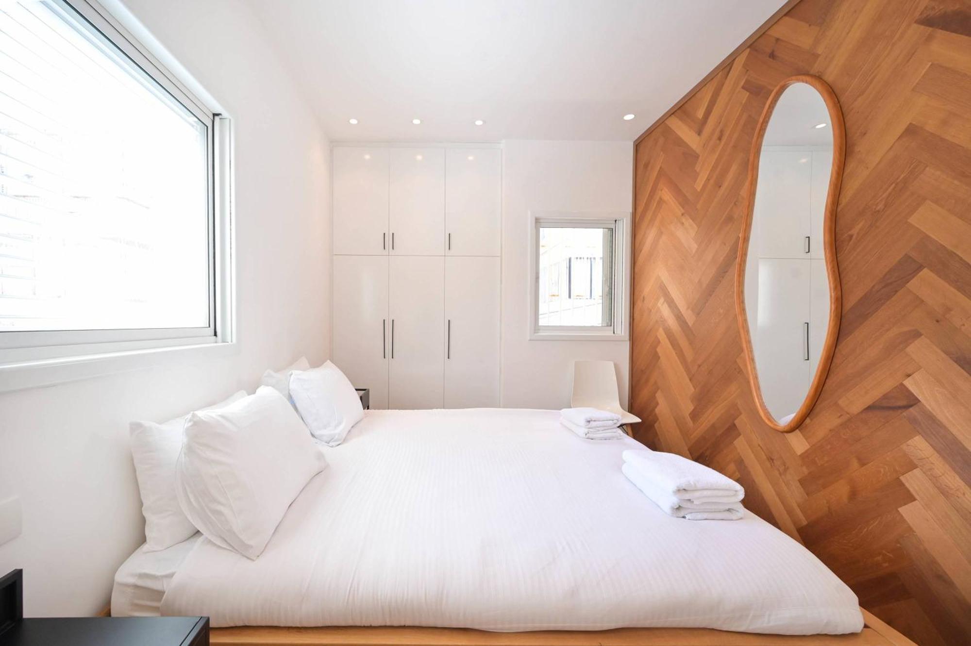Apartment Quiet 2 Bedroom Beachside With Balcony By Holyguest Tel Aviv
